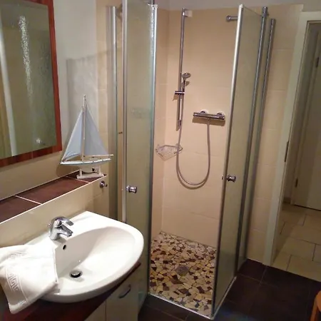 Appartamento Quartier4u - 4 Sterne - Inklusive Eigene Bikebox Mit Strom - Waeschepaket - Power Wlan - Parkplatz - Early Checkin - # Bestpreisgarantie # Zingst